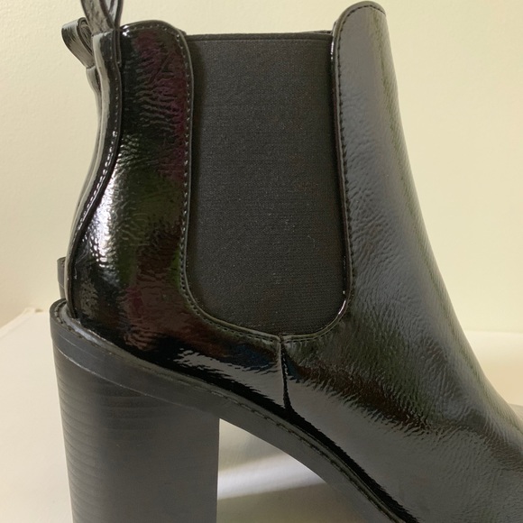 Fashion Nova Black Patent Chunky Boots Size 6.5 - Picture 14 of 16